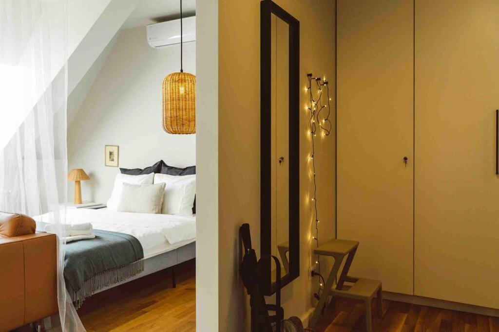 Vivando - Beautiful Studio B + Parking Бухарест Экстерьер фото
